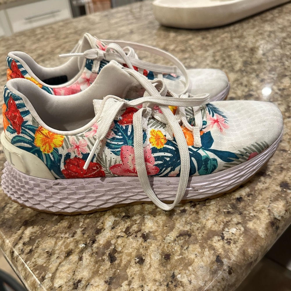 Floral NoBull Runners